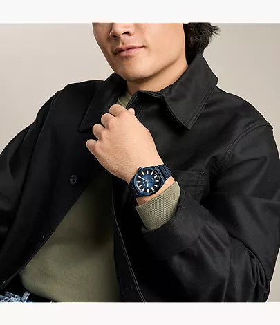 Everett 42mm Three-Hand Navy Stainless Steel Watch
