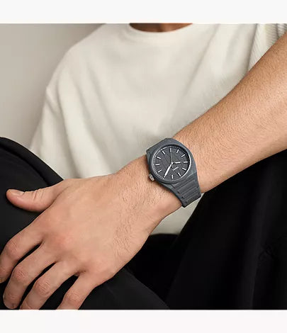 Everett 42mm Three-Hand Gray Silicone Watch